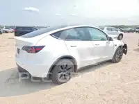 2025 Tesla Model Y фото