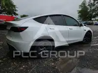 2025 Tesla Model Y photo