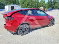2025 Tesla Model Y фото