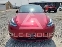 2025 Tesla Model Y фото