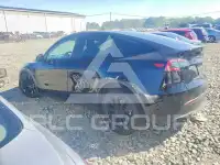 2025 Tesla Model Y фото