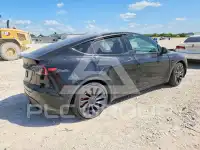 2025 Tesla Model Y фото