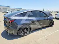 2025 Tesla Model Y фото
