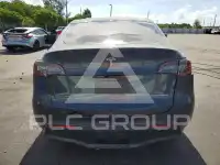 2025 Tesla Model Y photo