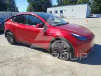 2025 Tesla Model Y фото