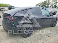 2025 Tesla Model Y photo