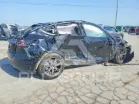 2025 Tesla Model Y photo