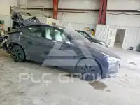 2025 Tesla Model Y фото