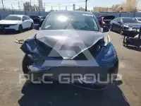 2025 Tesla Model Y фото