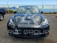 2025 Tesla Model Y фото