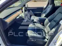 2025 Tesla Model Y фото