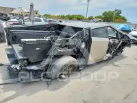 2025 Tesla Cybertruck фото