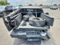 2025 Tesla Cybertruck фото