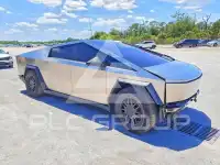 2025 Tesla Cybertruck фото