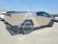 2025 Tesla Cybertruck photo
