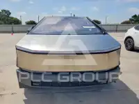 2025 Tesla Cybertruck photo