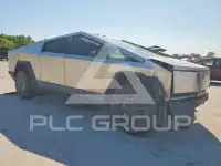 2025 Tesla Cybertruck фото