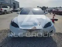 2025 Tesla Model S photo