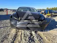 2025 Tesla Model 3 фото