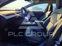 2025 Tesla Model 3 фото