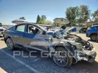 2025 Tesla Model 3 фото
