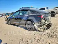 2025 Tesla Model 3 фото