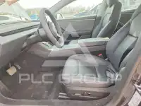 2025 Tesla Model 3 фото