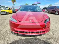 2025 Tesla Model 3 фото