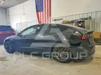 2025 Tesla Model 3 фото