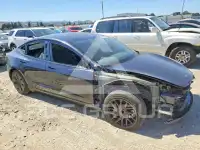 2025 Tesla Model 3 photo