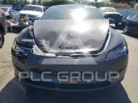 2025 Tesla Model 3 фото