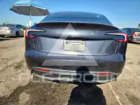 2025 Tesla Model 3 фото