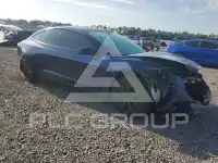 2025 Tesla Model 3 фото