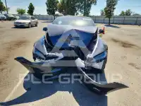 2025 Tesla Model 3 фото