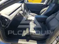 2025 Tesla Model 3 фото