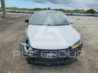 2025 Tesla Model 3 фото