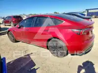 2025 Tesla Model 3 фото