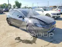 2025 Tesla Model 3 фото