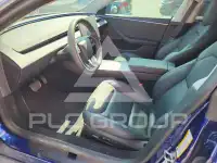 2025 Tesla Model 3 фото