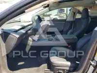2025 Tesla Model 3 photo