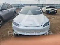 2025 Tesla Model 3 фото