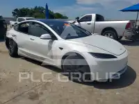 2025 Tesla Model 3 фото