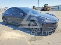 2025 Tesla Model 3 фото