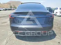 2025 Tesla Model 3 photo
