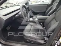 2025 Tesla Model 3 фото