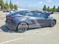 2025 Tesla Model 3 фото