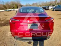 2025 Tesla Model 3 фото