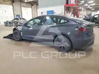 2025 Tesla Model 3 фото