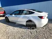 2025 Tesla Model 3 фото
