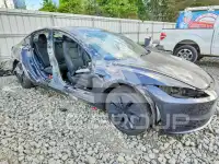 2025 Tesla Model 3 фото